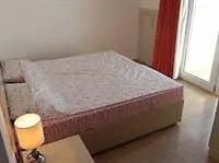 28 Villa *