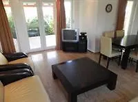 Villa 28
